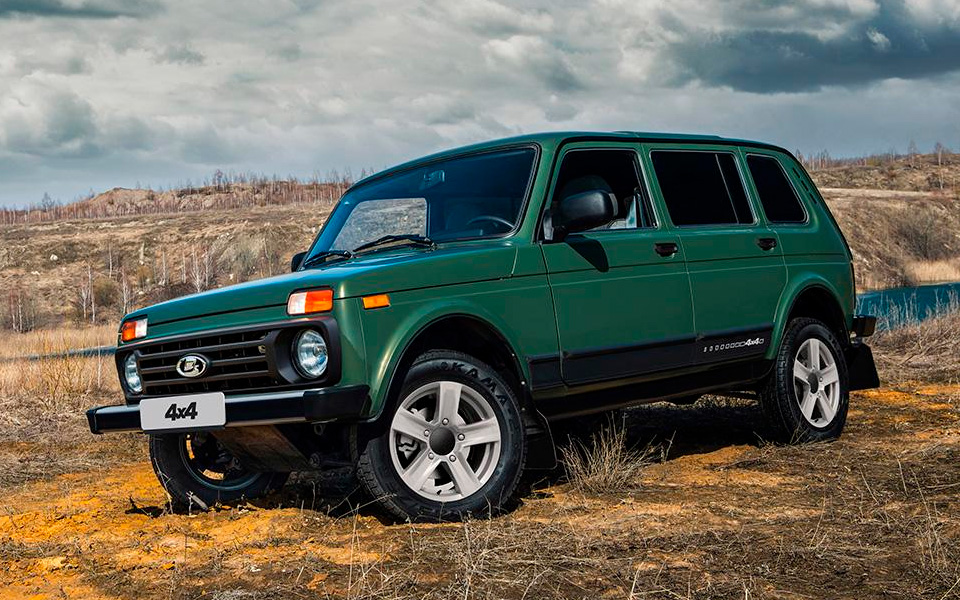пятидверная LADA Niva LEGEND (ВАЗ-2131)
